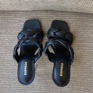 Express heels
